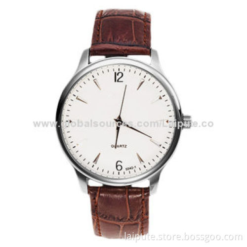 Fashionable Men's Watch with Leather Band and Import Quartz MovementNew